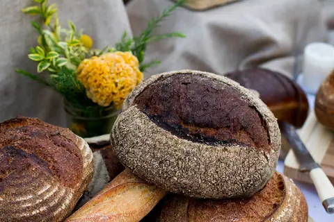 Lee's Bakery photo 2